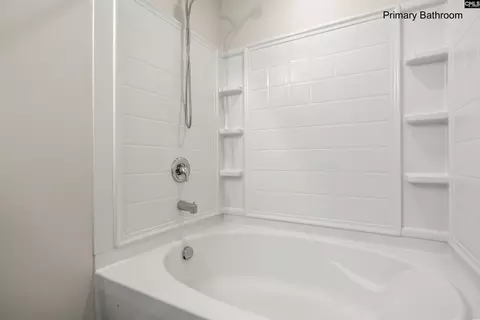 Bath - 463 W Barr St, Lancaster, SC 29720 photo 2 of 4