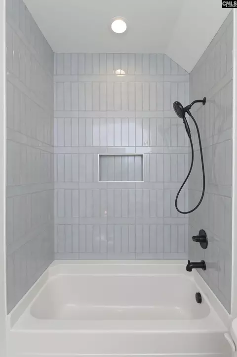 Bath - 701 Peninsula Dr, Prosperity, SC 29127 photo 10 of 10