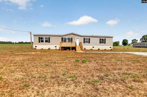 20 F R Huff Rd, Saint Matthews, SC 29135