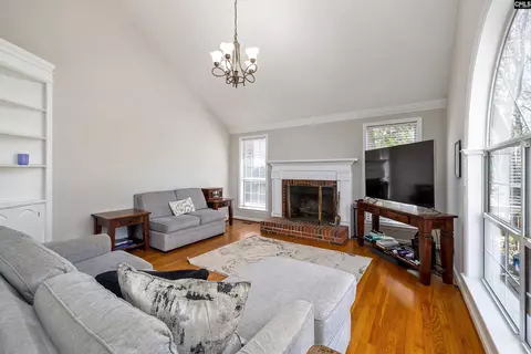 Living - 25 Glenhawk Loop, Irmo, SC 29063 photo 3 of 4