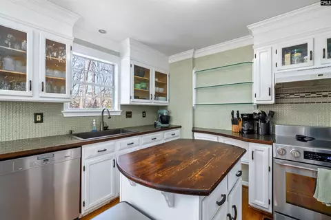 Kitchen - 25 Glenhawk Loop, Irmo, SC 29063 photo 3 of 5