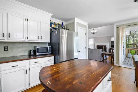 Kitchen - 25 Glenhawk Loop, Irmo, SC 29063 photo 5 of 5