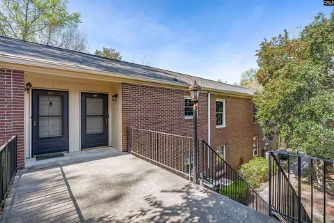 5516 Lakeshore Dr #406, Columbia, SC 29206
