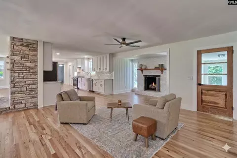Living - 900 M Ave, Cayce, SC 29033 photo 3 of 3
