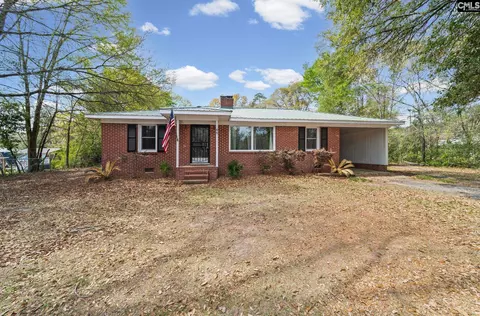66 Elizabeth St, Camden, SC 29020