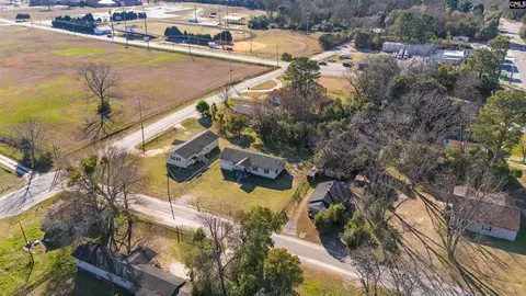 2002 Liberty St, Saint Matthews, SC 29135