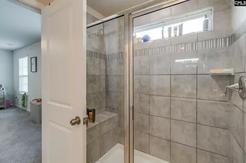 Bath - 222 Broom St, Gilbert, SC 29054 photo 2 of 3