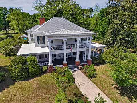 121 N Dew St, Latta, SC 29565