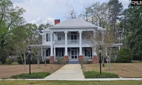 121 Dew St, Latta, SC 29565