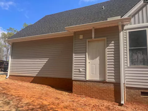 Exterior - 193 Lands End Dr, Prosperity, SC 29127 photo 5 of 6