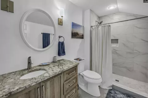 Bath - 1011 Harbor View Dr, Prosperity, SC 29127 photo 2 of 5