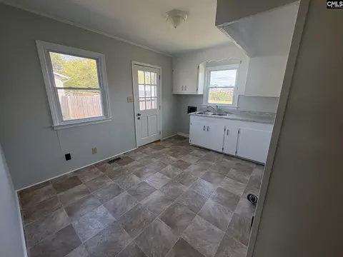 228 Pecan Dr, Cheraw, SC 29520 photo 3