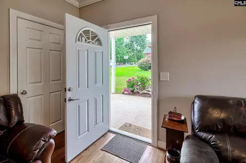 Entry Way - 117 Peninsula Ct, Prosperity, SC 29127 photo 2 of 2