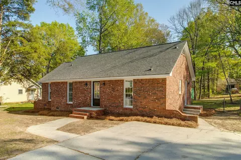 112 Hayburg Dr, Irmo, SC 29063