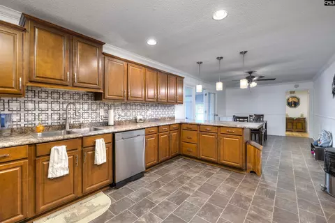 328 Stuckey St, Sumter, SC 29150 photo 24