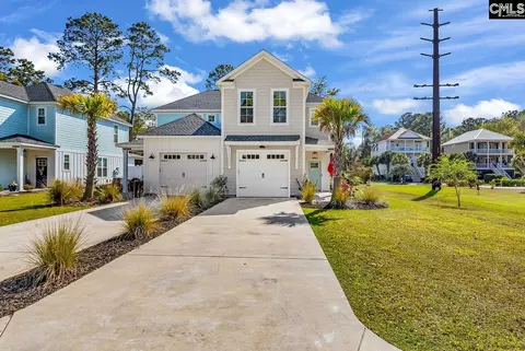 125 Lydi Lne #A, Pawleys Island, SC 29585