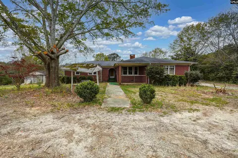 49 Nance St, Newberry, SC 29108