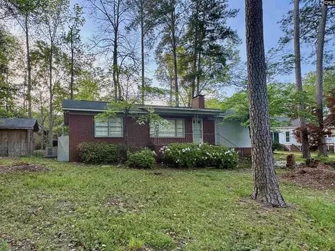 111 Saluda Shores Cir, Leesville, SC 29070