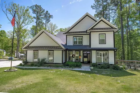437 Amicks Ferry Rd, Chapin, SC 29036