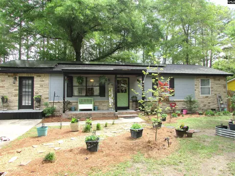 14 Yashica Ct, West Columbia, SC 29172