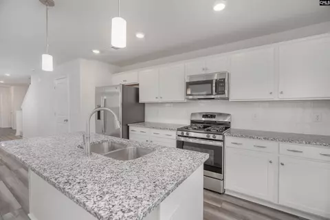 536 Kingfisher Ct, Lexington, SC 29072