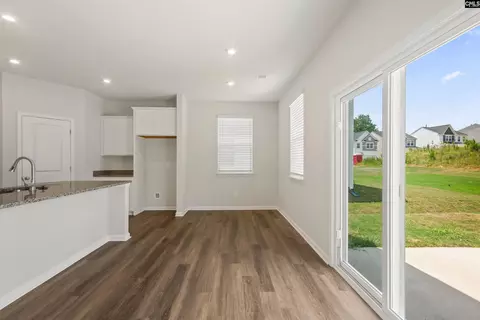 Living - 715 Miller Tree Way, Elgin, SC 29045 photo 2 of 4