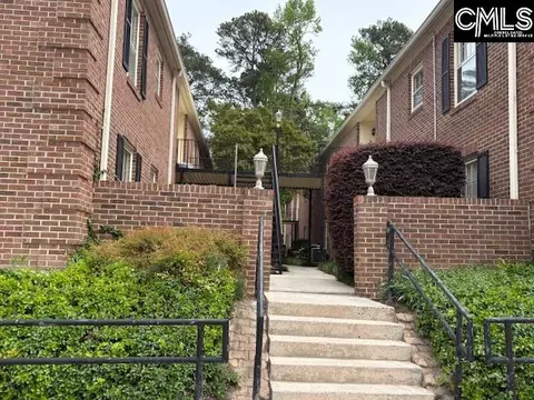 5516 Lakeshore Dr #310, Columbia, SC 29205