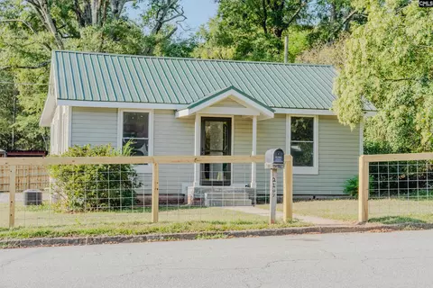 2107 Charles St, Newberry, SC 29108