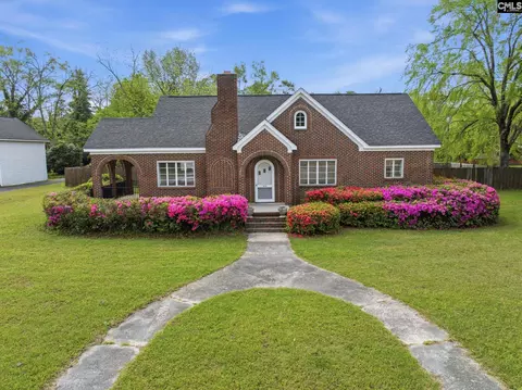 570 W Columbia Ave, Batesburg, SC 29006