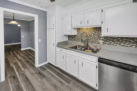 1717 Lacy St, West Columbia, SC 29169