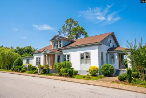 909 College St, Newberry, SC 29108