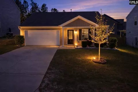 933 Tanreall Dr, Lexington, SC 29073