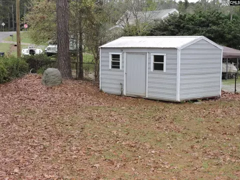 Exterior - 72 Sunshine Pt, Prosperity, SC 29127 photo 4 of 8