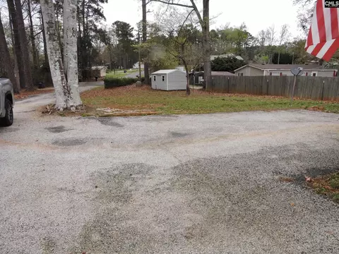 Exterior - 72 Sunshine Pt, Prosperity, SC 29127 photo 3 of 8