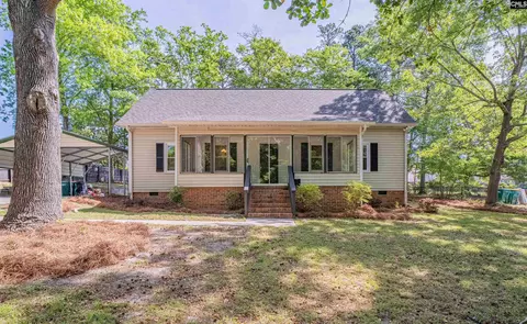 300 Rollingwood Dr, Lexington, SC 29072