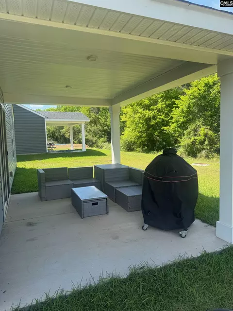 Exterior - 724 Sinker Ln, Santee, SC 29142 photo 5 of 9