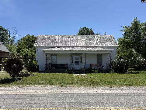 348 W Railroad Ave, Batesburg, SC 29006