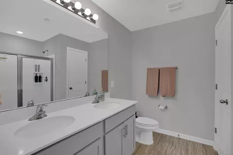 Bath - 62 Denali Cir, Elgin, SC 29045 photo 2 of 4