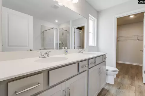 Bath - 5007 Erwin Ct, Elgin, SC 29045 photo 1 of 3