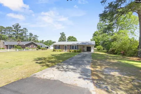 607 E Hampton, Olanta, SC 29114 photo 3
