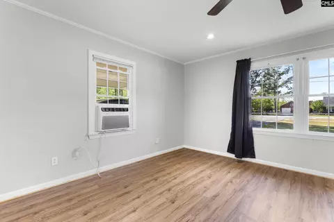 607 E Hampton, Olanta, SC 29114 photo 9