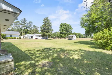 607 E Hampton, Olanta, SC 29114 photo 18