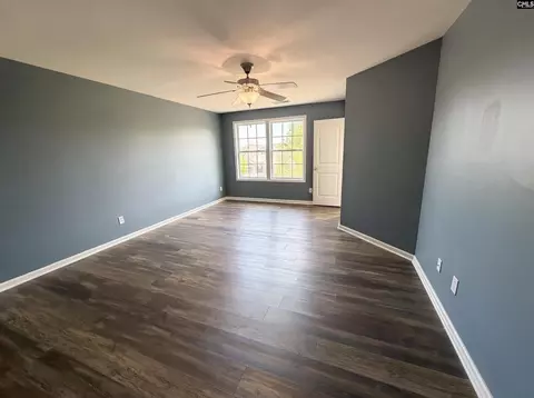 Living - 403 Eagle Claw Ct, Chapin, SC 29036 photo 3 of 3