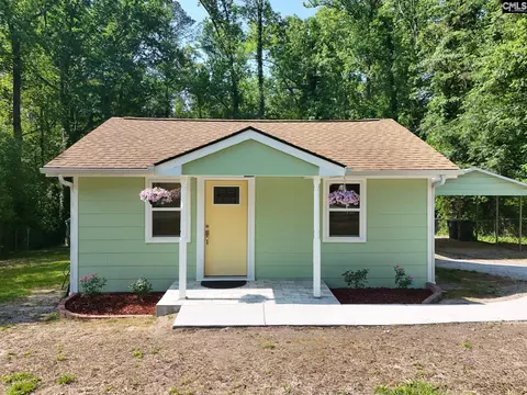 117 Woodland Dr, Lexington, SC 29072