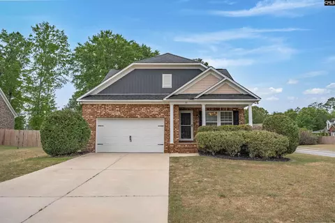 32 Mauser Dr, Lugoff, SC 29078