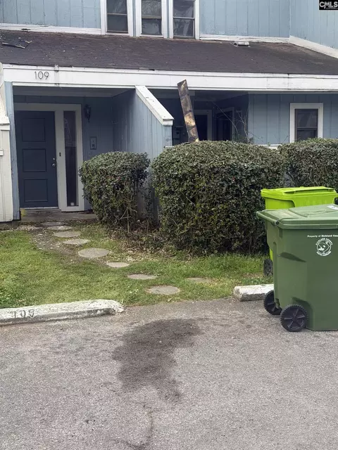 109 Wood Ct, Columbia, SC 29210