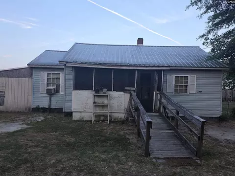 111 Stevefelkel Dr, Orangeburg, SC 29115