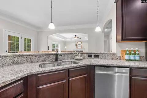 Kitchen - 357 Bent Oak Dr, Chapin, SC 29036 photo 2 of 2