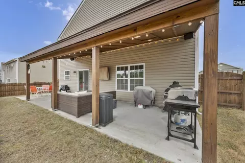 Exterior - 18 Denali Cir, Elgin, SC 29045 photo 4 of 6