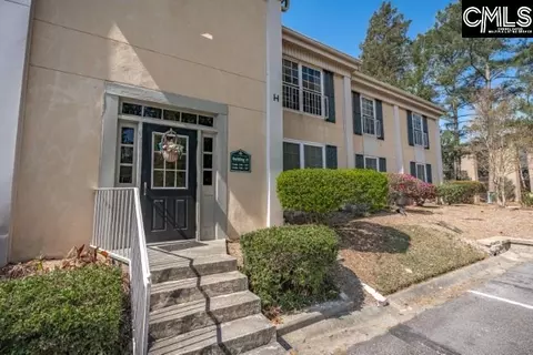 3600 Chateau Dr #H-217, Columbia, SC 29204